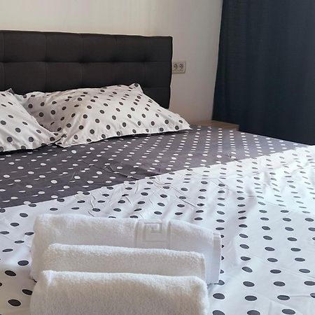Lotus Area On Apartman Nagyvárad Kültér fotó