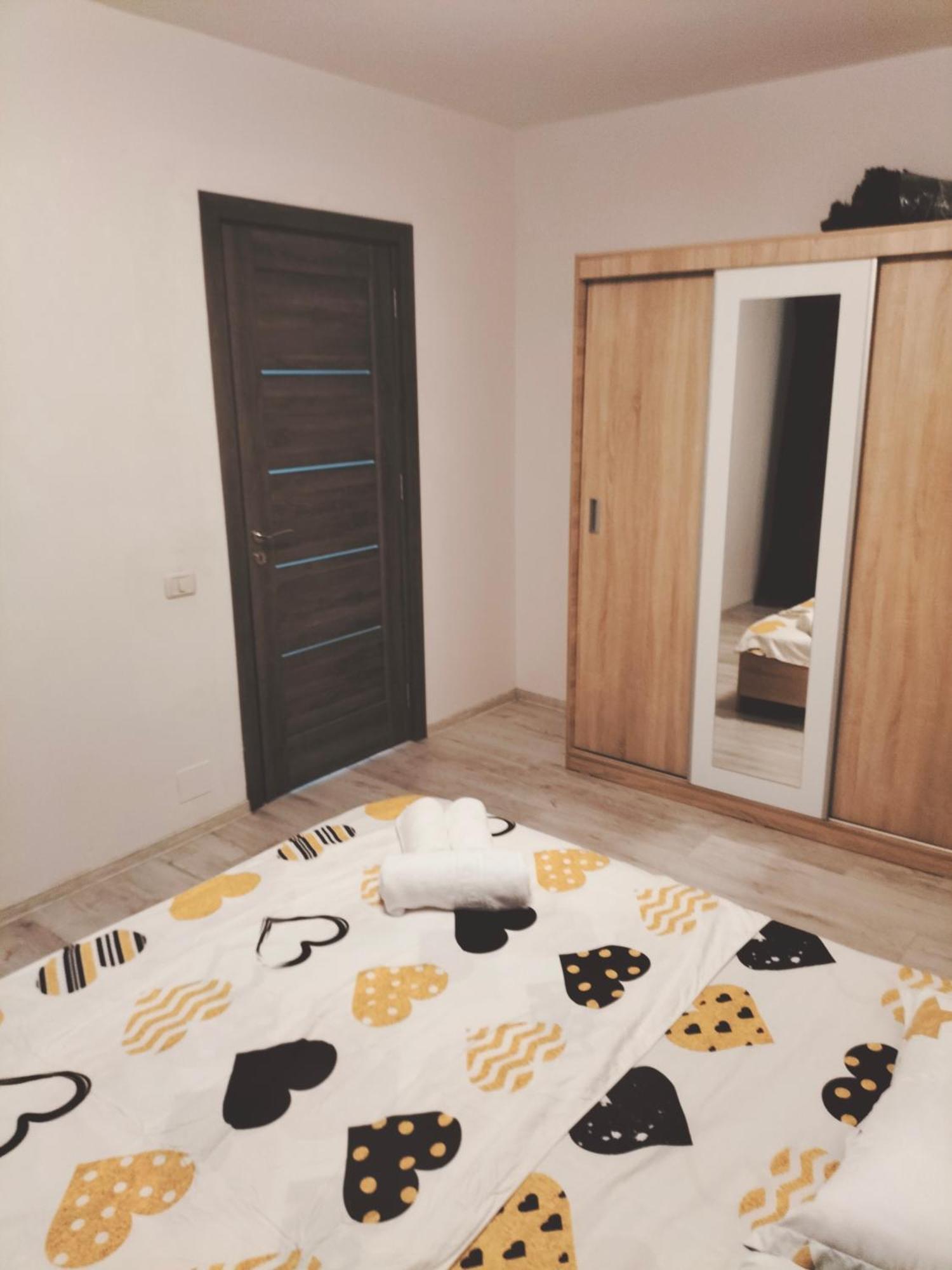 Lotus Area On Apartman Nagyvárad Kültér fotó