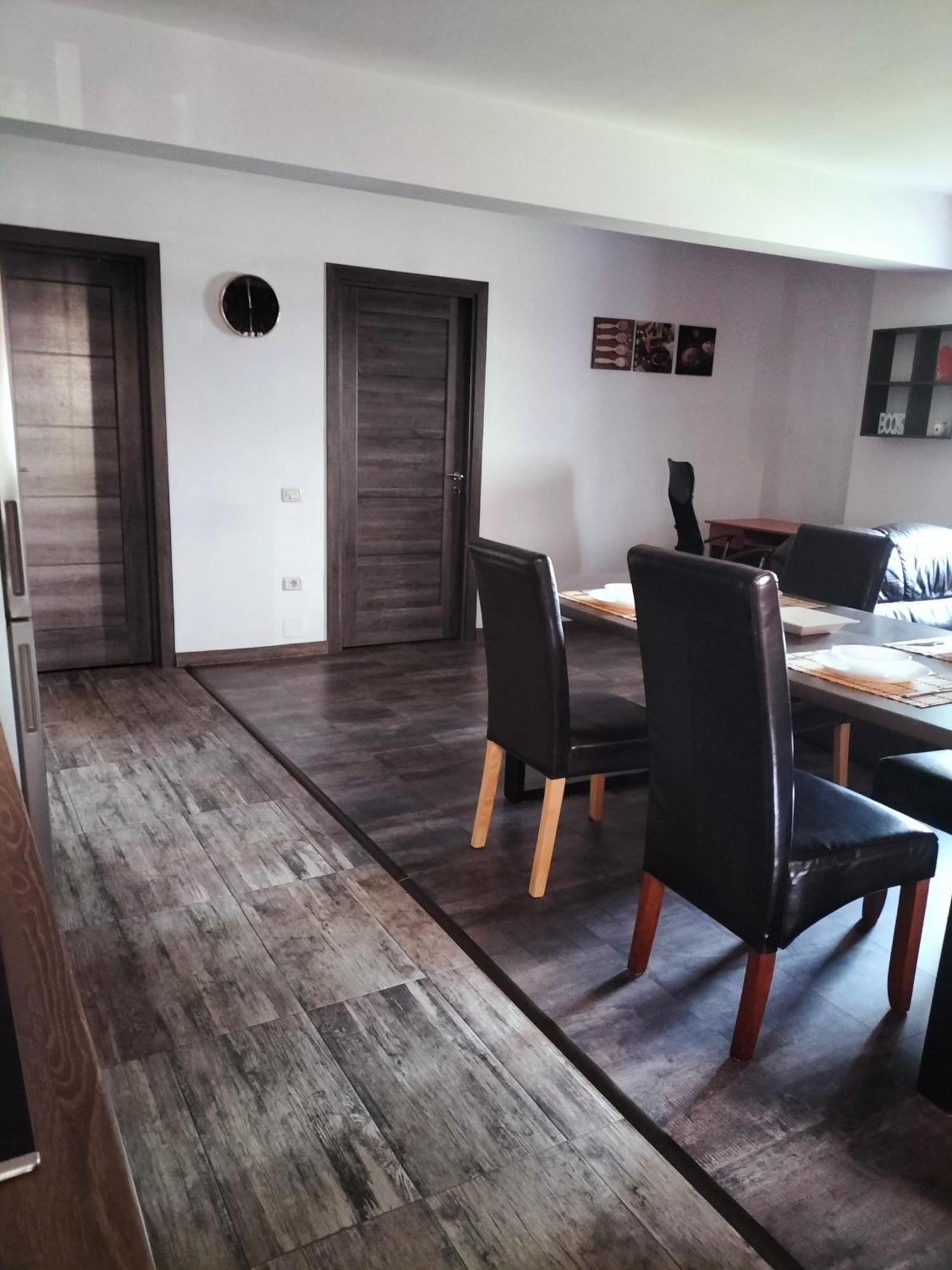 Lotus Area On Apartman Nagyvárad Kültér fotó