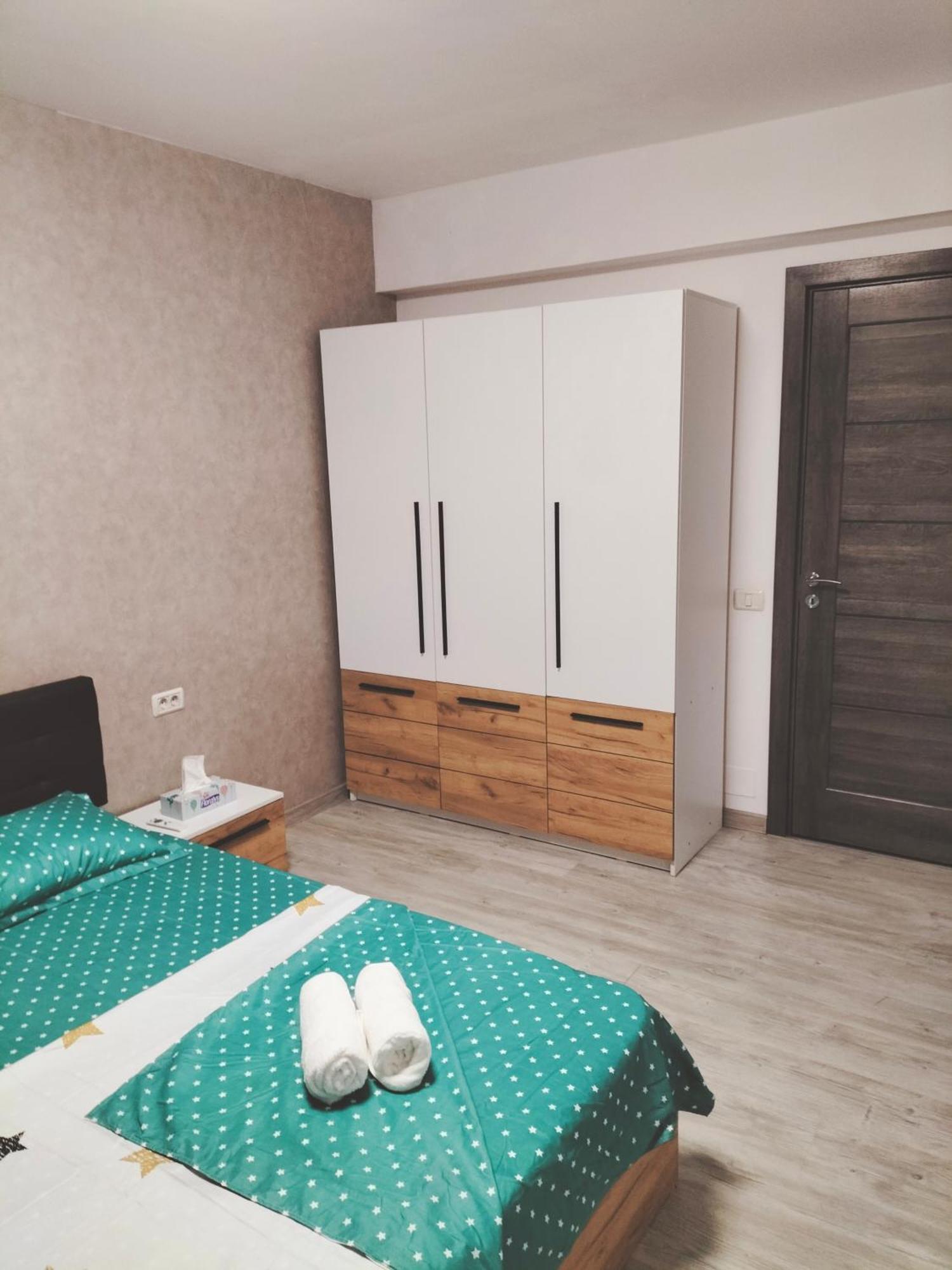 Lotus Area On Apartman Nagyvárad Kültér fotó